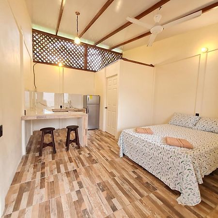 Apartamentos Sol Cahuita Eksteriør bilde